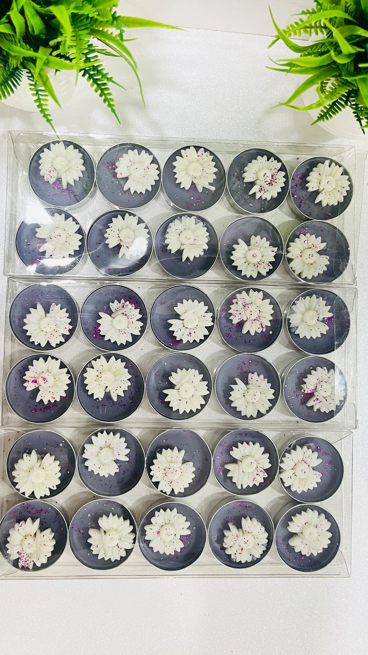 T Light Pack of 10